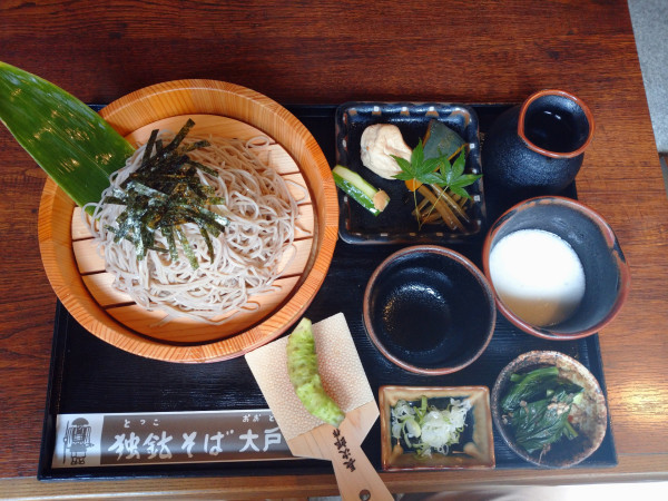 「独鈷ざるそば 大盛り（1,730円）」@独鈷そば大戸の写真