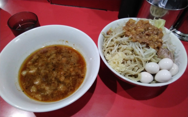 「ミニ¥800　つけ麺¥100　うずら¥100」@ラーメン二郎 千葉店の写真