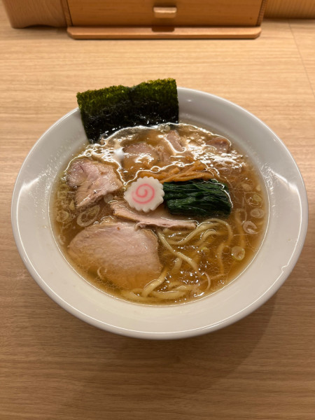 「塩半チャーシューメン（並）」@長岡食堂 東京ラーメン横丁店の写真