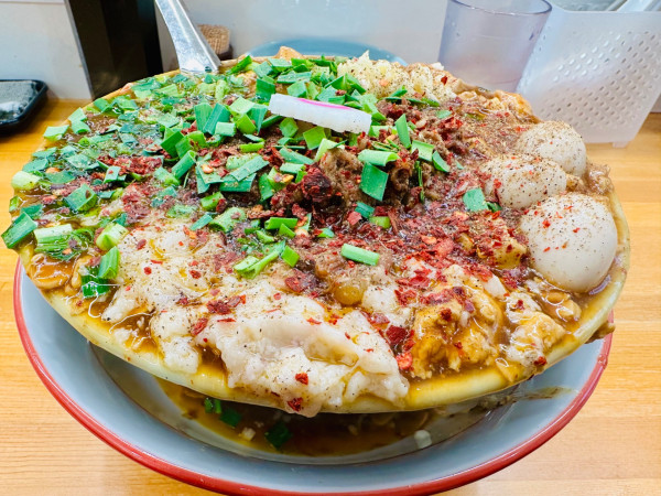 「【限定】背脂四川麻婆麺【1150円】」@らーめん 護什番の写真