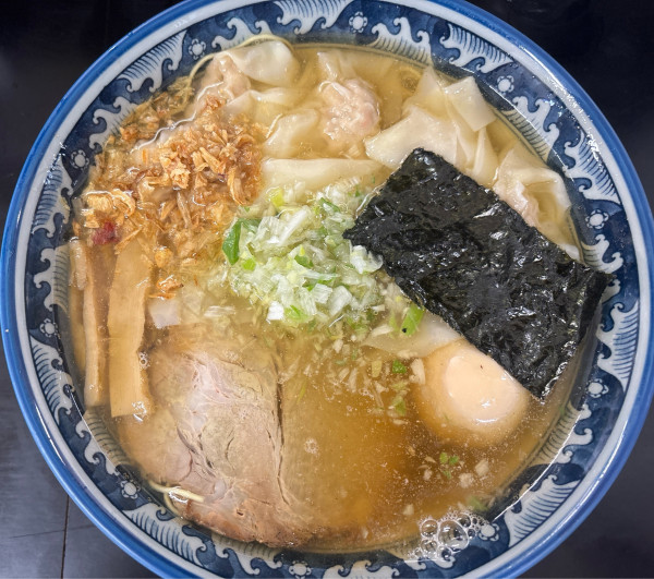 「塩ワンタンメン味玉子」@麺処 ら塾の写真