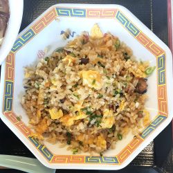 ランチセット1100円の半チャーハン