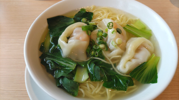 「えびと豚肉入りワンタン麺」@鼎泰豐 横浜ランドマークプラザ店の写真