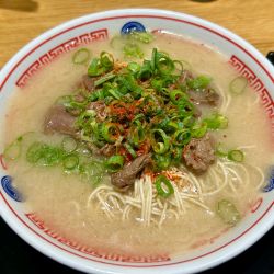 牛すじラーメン（カタメン）