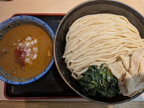 「【限定】旨辛つけ麺(横綱)1500円」@らー麺土俵 鶴嶺峰の写真