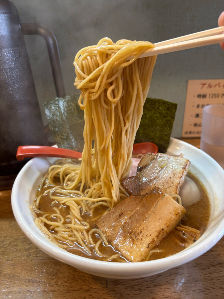 「魚介豚骨オールスター特盛（1300）」@めん屋 平右衛門の写真