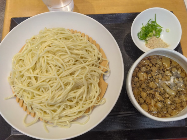 「醤油コク旨つけ麺650円」@ゆらら食堂の写真