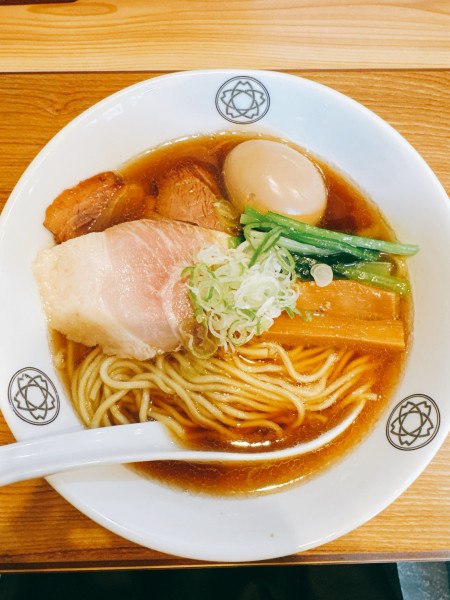 「味玉中華そば」@TOKYO RAMEN かいかの写真