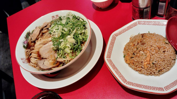 「中華　半チャーハン」@中華そば ふじい 新中野店の写真