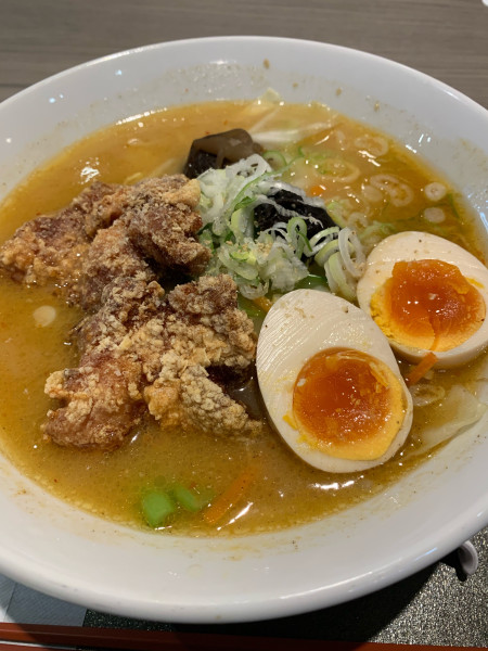 「からあげ味噌らーめん(味玉)」@幸楽苑 イオンモールいわき小名浜店の写真