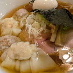 ワンタン醤油そば・味玉増し