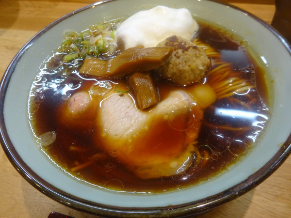 「醤油そば　850円」@麺饗庭 必道の写真