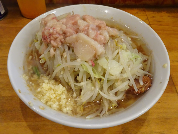 「小ラーメン（900円）ヤサイニンニクアブラ」@ラーメン二郎 前橋千代田町店の写真
