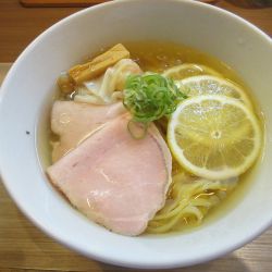 【限定】冷し昆布水ラーメン（1,300円）