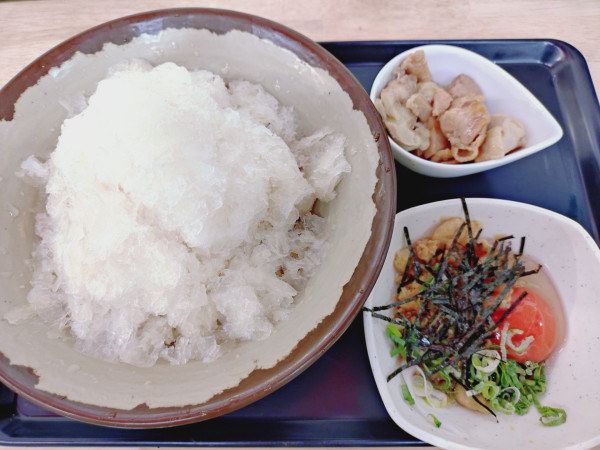 「【期間限定】シャリシャリそば（鶏肉を選択）　８３０円　※」@立ち喰いそばうどん 松石の写真