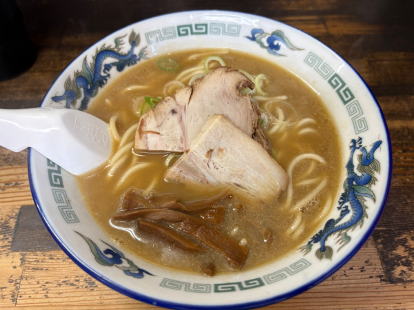 「こく煮干し(手打麺)900円」@長尾中華そば 青森駅前店の写真