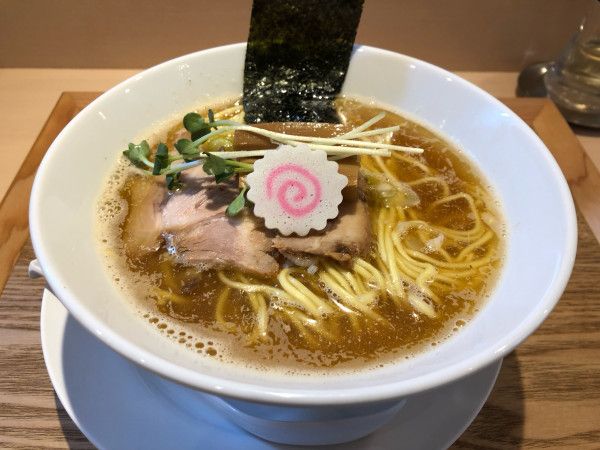 「ラーメン」@チャーシュー麺専門店 中華そば ピースの写真
