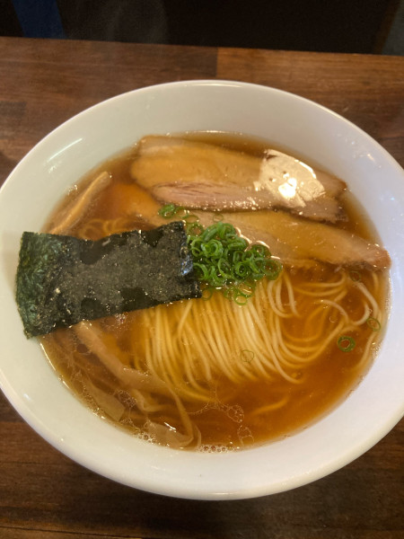 「醤油ラーメン」@カミカゼの写真