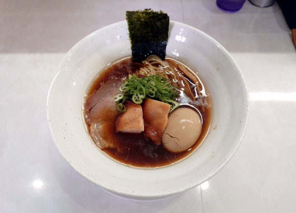 「限定 博多地鶏と水郷赤鶏の鶏そば」@中華蕎麦 一無庵の写真