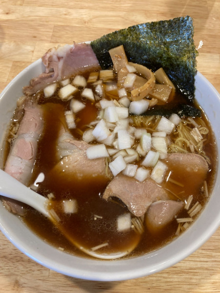 「天然鯛醤油ラーメン¥1,250、あぶりチャーシュー丼¥500」@塩ラーメン空海の写真