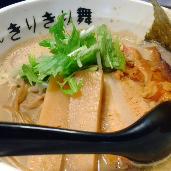 「#泡系ニボシラーメンBLACK #1090円」@葉月直系 きりきり舞の写真