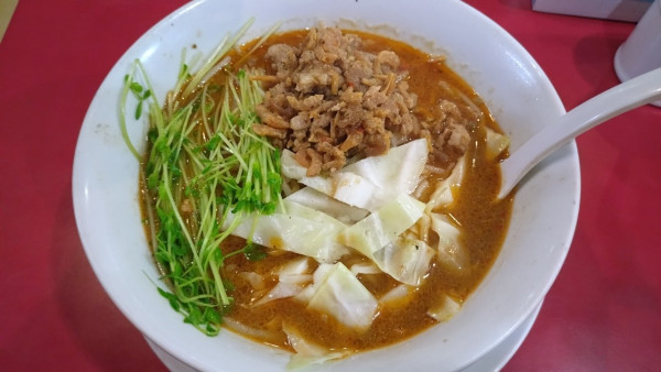 「坦々麺(780円)」@世界飯店の写真