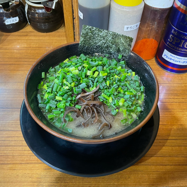 「ネギラーメン」@博多長浜らーめん ぼたんの写真