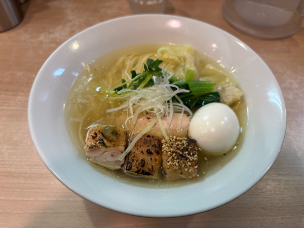 「特製塩らぁめん」@そば～じゅの写真