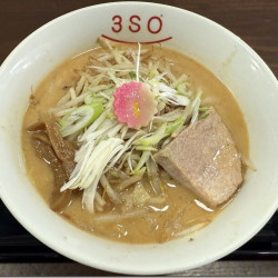 3SOらーめん（1050円）