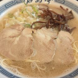 豚骨ラーメン