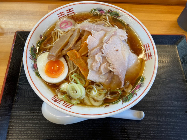 「昭和ラーメン大盛り+メンマ増し+チャーシュー増し」@かのうやの写真