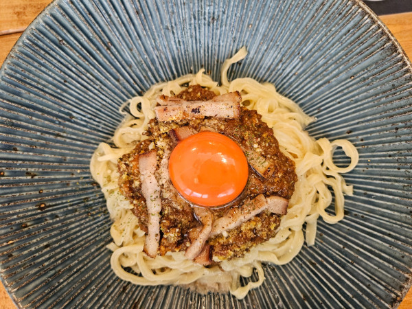 「キーマカレーまぜそば小」@ラーメンとまぜそばのお店 Leeの写真