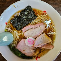 手打にんにくラーメン