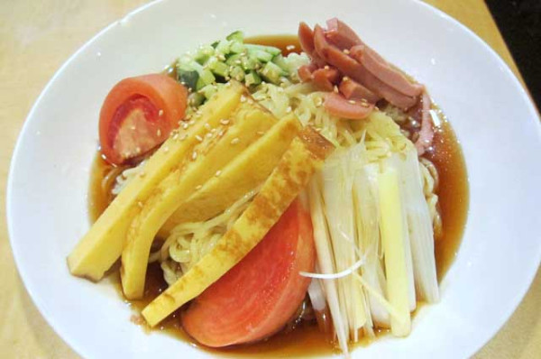 「冷やし中華　800円」@花彫酒家の写真