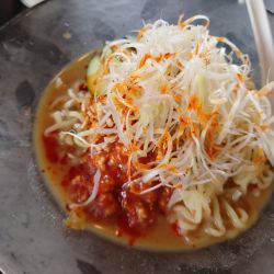 限定 冷やし担々麺