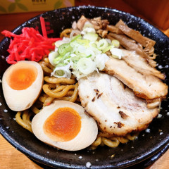 背脂の魔術師 ツボミの画像