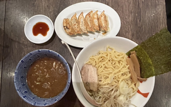 「つけめん大盛 餃子」@ななほしの写真