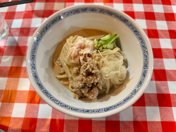「ごまタレ麺 1000円」@オオナオビの写真