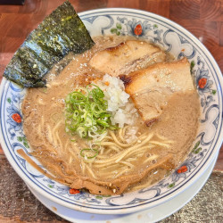 らぁ麺（950円）