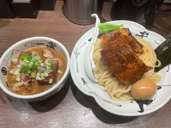 「濃厚武仁肉二倍つけ麺＋肉増量」@麺屋武蔵 武仁の写真