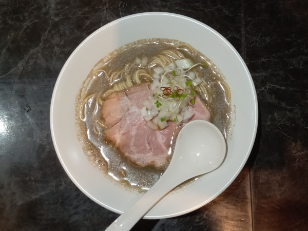 「山椒純煮干しそば（並）＋　煮干しニンニク」@中華SOBA にぼ乃詩の写真