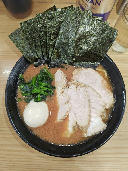「極  並ラーメン」@横浜ラーメン 武蔵家 御茶ノ水店の写真