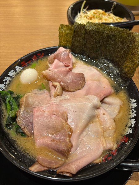 「チャーシュー麺セット」@横浜家系ラーメン 有楽家 西葛西店の写真