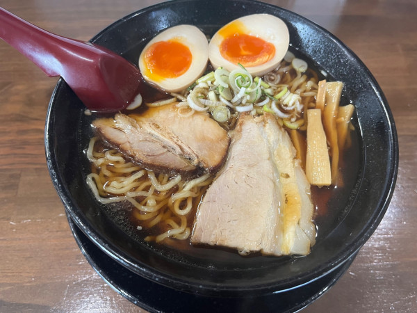 「中華そば＋半熟味玉＋麺増し」@らーめん白南風の写真