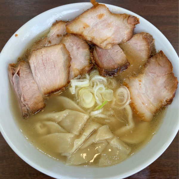 「塩らーめん990円チャーシュー300円」@らーめん 木陰 四街道店の写真