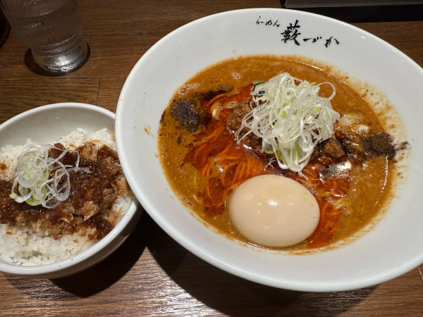 「味玉坦坦麺+まかない肉飯」@らーめん藪づかの写真