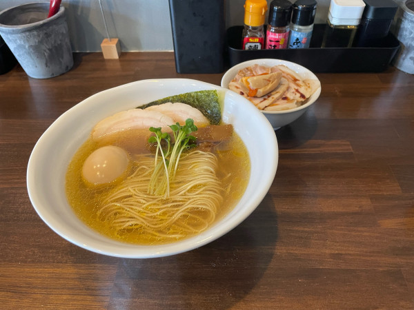 「白醤油」@麺や ひろせ 平塚横内店の写真