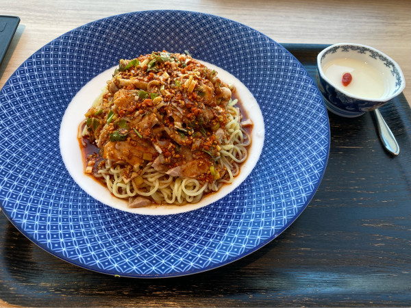 「よだれ鶏涼麺1,580円（杏仁豆腐つき）」@蘭の拾璞 みなとみらい店の写真