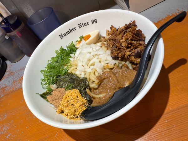 「まぜそば」@麺Dining Number Nine 09の写真
