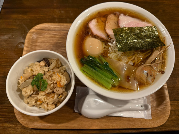 「特製名古屋コーチン丸鶏そば1350円」@Yo-shoku OKADAの写真